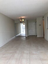 601 Three Islands Boulevard in Hallandale Beach, FL - Building Photo - Building Photo