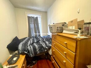 13 Perry St, Unit 1 in Brookline, MA - Building Photo - Building Photo