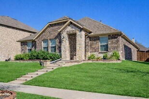 8330 Caribou Dr in Frisco, TX - Building Photo