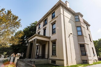 508 Greenup St in Covington, KY - Building Photo - Building Photo