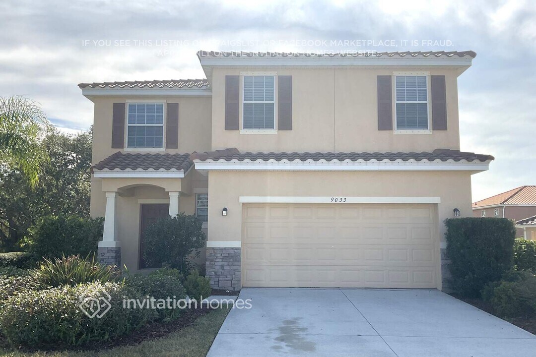 9033 32nd Ct E in Parrish, FL - Building Photo
