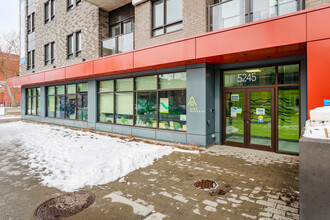 5245 De La Côte-Des-Neiges Ch in Montréal, QC - Building Photo - Building Photo