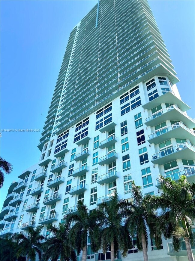 property at 1900 N Bayshore Dr