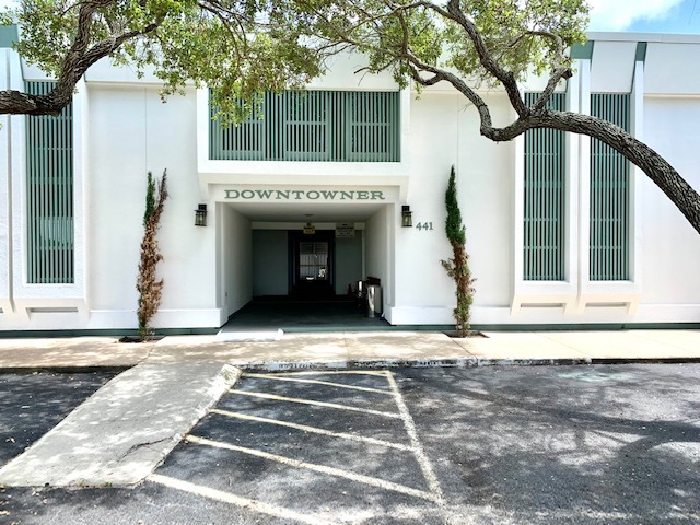 Downtowner Apartments in Aransas Pass, TX - Building Photo