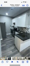 3000 W Kellogg Dr-Unit -100 in Wichita, KS - Foto de edificio - Building Photo