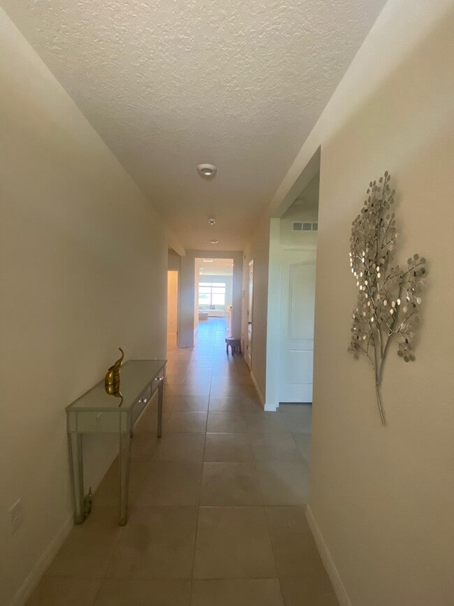 2798 Portadown St in Ormond Beach, FL - Building Photo - Building Photo