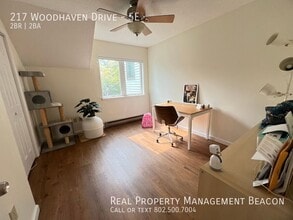 217 Woodhaven Dr in Hartford, VT - Building Photo - Building Photo