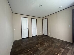 2607 Thornbury Ln in Almont, MI - Building Photo - Building Photo