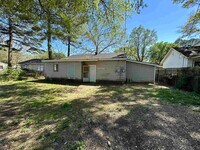 107 Roosevelt Rd - 12