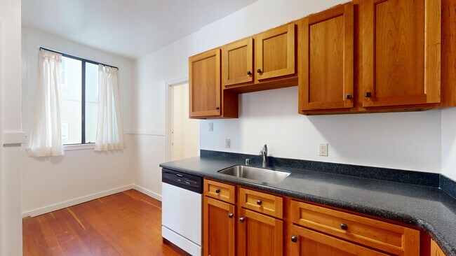 1860 Jackson St-Unit -501 in San Francisco, CA - Building Photo - Building Photo
