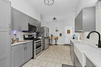 17829 Braewick Rd in Gurnee, IL - Building Photo - Building Photo