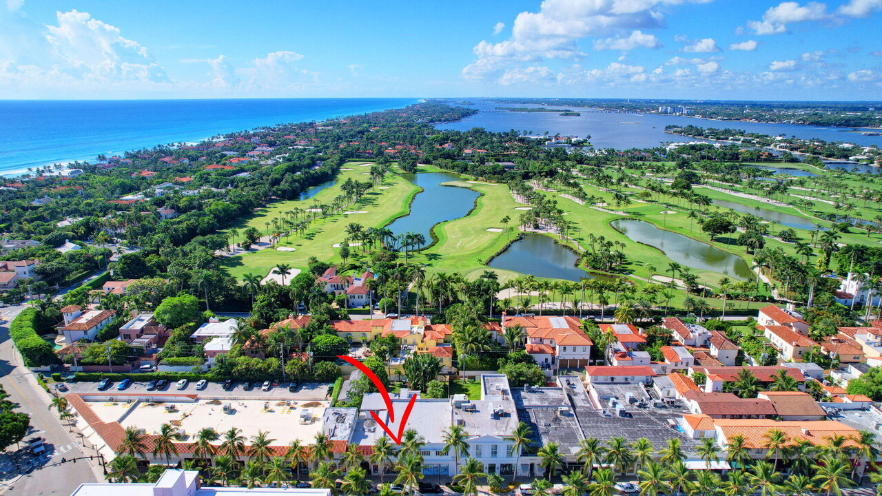 218 Worth Ave in Palm Beach, FL - Foto de edificio