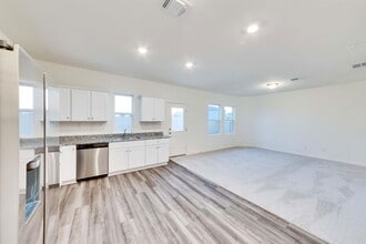 1008 Gray Fox Lp in Hutto, TX - Foto de edificio - Building Photo