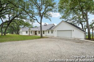 9750 Ridgeline Rd in New Braunfels, TX - Building Photo - Building Photo