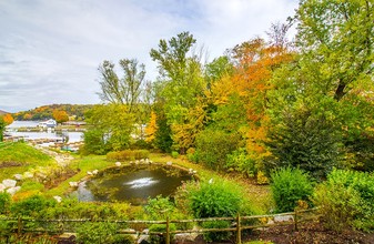 Poet's Landing in Danbury, CT - Building Photo - Building Photo