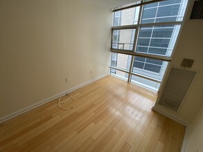 25 Lagrange St, Unit 3 in Boston, MA - Building Photo - Building Photo