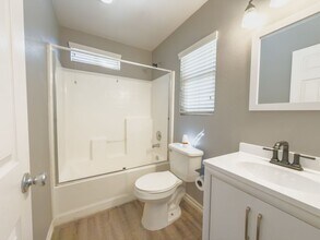 8959 Wedgewood Ct in Hesperia, CA - Building Photo - Building Photo