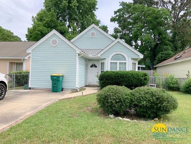 property at 2525 Georgetown Ln