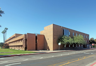 Hayden Hall in Tempe, AZ - Foto de edificio - Building Photo