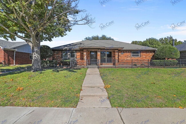 property at 809 Baxter Dr