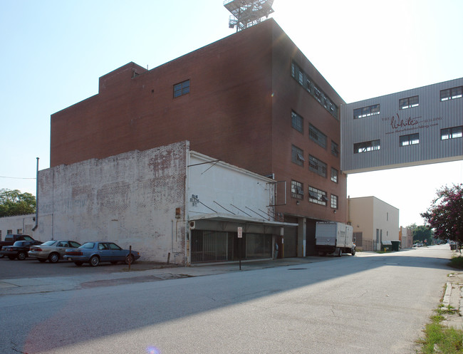 The Residences at the JB Whites Building in Augusta, GA - Foto de edificio - Building Photo