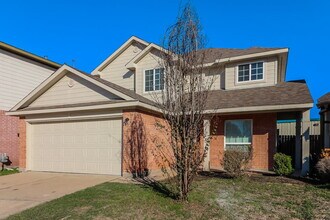 2406 Glenholly Park Dr in Sugar Land, TX - Building Photo - Building Photo