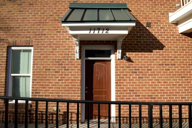 11905 Centre St in Chester, VA - Building Photo - Building Photo