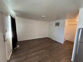 634 N 8th W, Unit 3 in Salt Lake City, UT - Foto de edificio - Building Photo