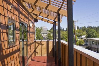 Steelhead Townhouses in Eugene, OR - Building Photo - Building Photo