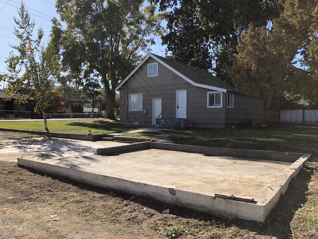 1408 Walnut St in Wenatchee, WA - Building Photo - Building Photo