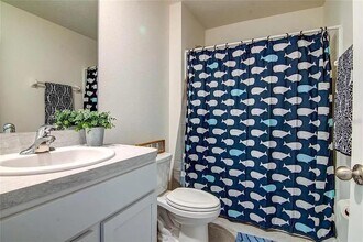 24569 NW 7th Ln in Newberry, FL - Building Photo - Building Photo