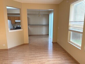 3112 Ollerton Ave in Aurora, IL - Building Photo - Building Photo
