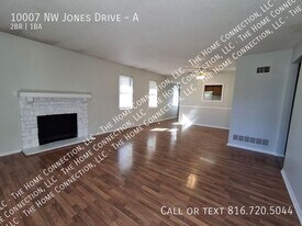 10007 NW Jones Dr in Kansas City, MO - Building Photo