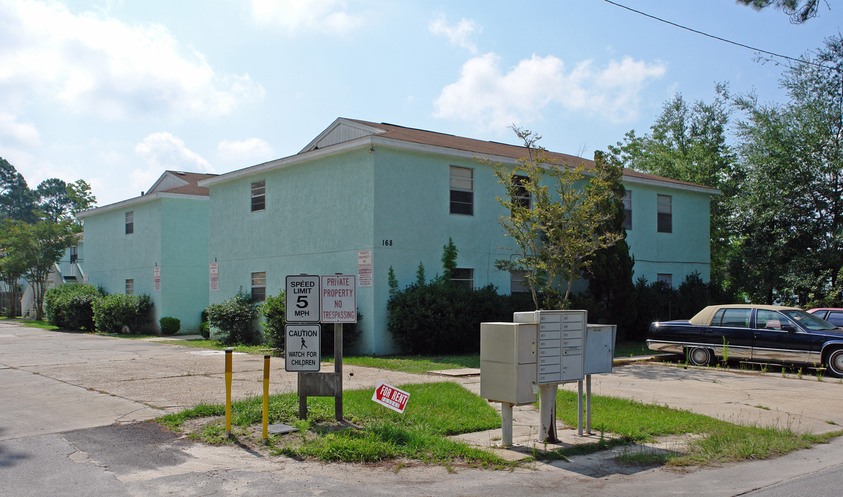 Comet Place Apartments in Callaway, FL - Foto de edificio