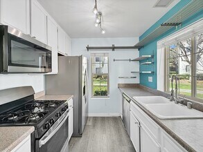 13316 Caminito Ciera in San Diego, CA - Foto de edificio - Building Photo