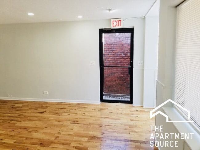 4642 N Francisco Ave, Unit 1 in Chicago, IL - Building Photo - Building Photo