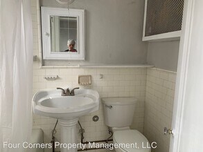 828 N Elm St in Greensboro, NC - Building Photo - Building Photo