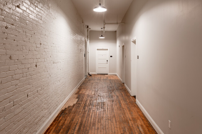 340 Sibley Street Lofts in St. Paul, MN - Foto de edificio - Interior Photo