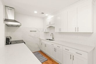 312 Paragon Mills Rd, Unit 7 in Nashville, TN - Foto de edificio - Building Photo