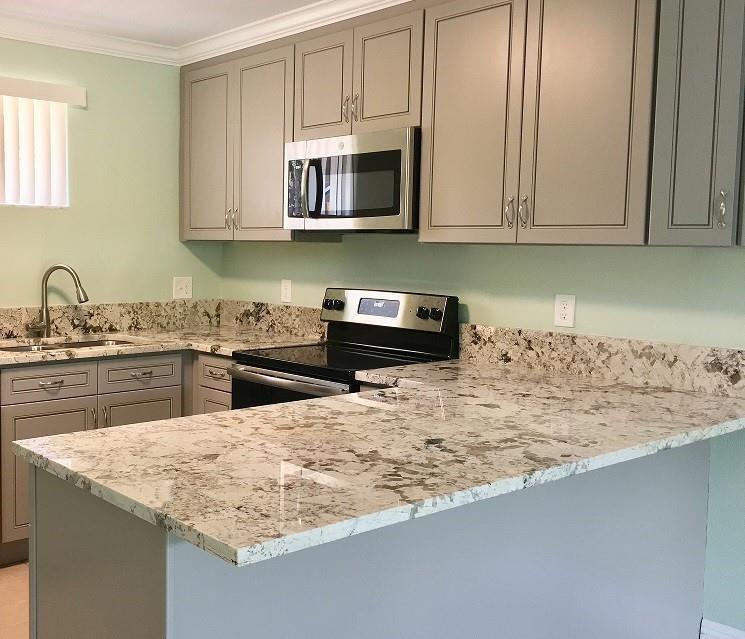 3746 NW 116th Ter, Unit 3746 in Coral Springs, FL - Foto de edificio