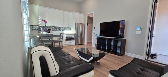2946 Side Saddle Ln, Unit 1