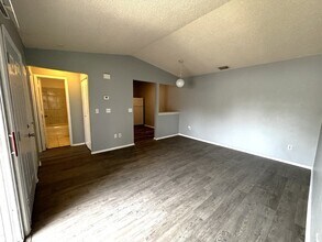 1495 Malibu Cir NE-Unit -APT 107 in Palm Bay, FL - Building Photo - Building Photo