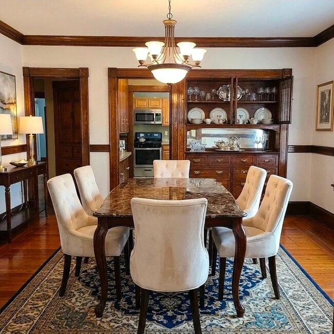 60 Belmont Ave, Unit Belmont #1 in Springfield, MA - Foto de edificio - Building Photo