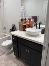 1592 Santa Sabine in San Diego, CA - Building Photo - Building Photo