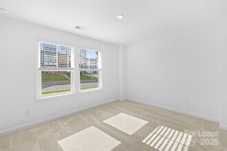 3240 Stelfox St in Charlotte, NC - Building Photo - Building Photo