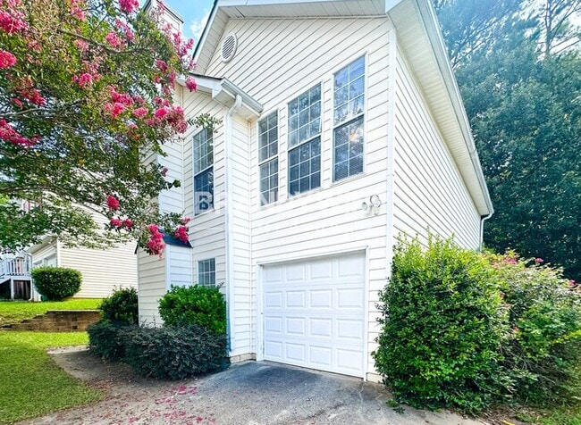 property at 816 Tradd Ct