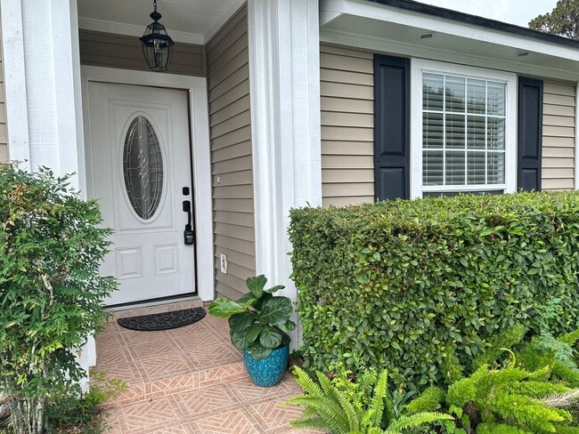 4525 Shaky Leaf Ln N in Jacksonville, FL - Building Photo - Building Photo