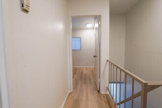 Galleria Townhomes in Lawndale, CA - Foto de edificio - Building Photo