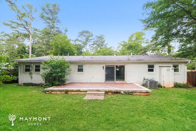 1730 Timothy Dr SW in Atlanta, GA - Building Photo - Building Photo