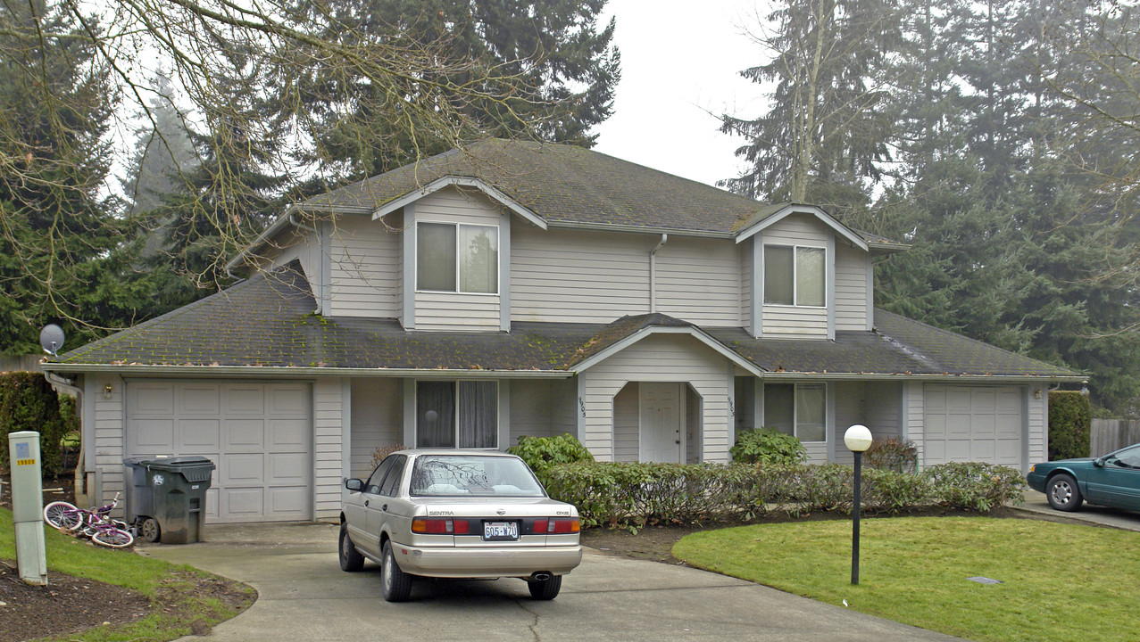 9903-9905 E 148th St. Ct in Puyallup, WA - Building Photo